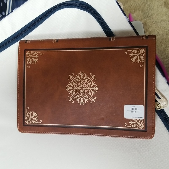 ✝️LEATHER JOURNAL - Picture 3 of 7